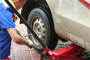当阳附近拖车24小时服务热线电话